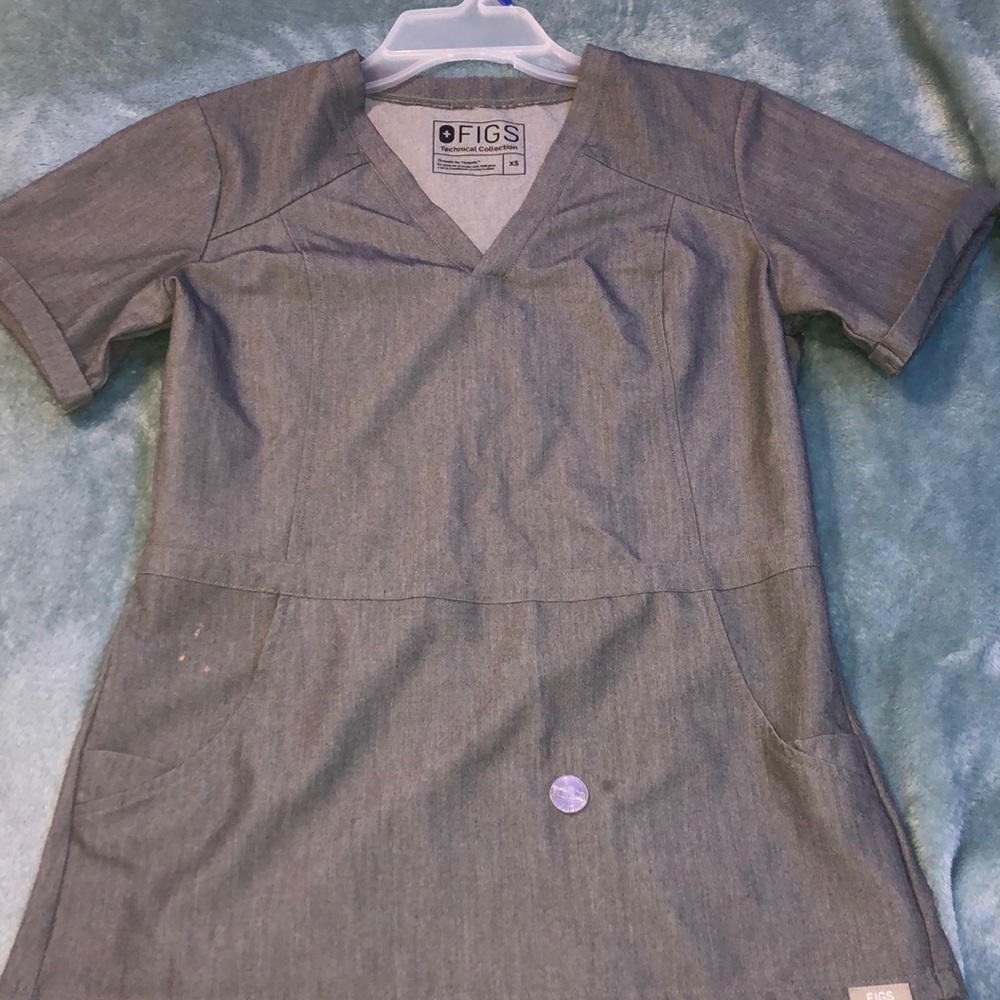 Florence pelpum figs top - limited edition